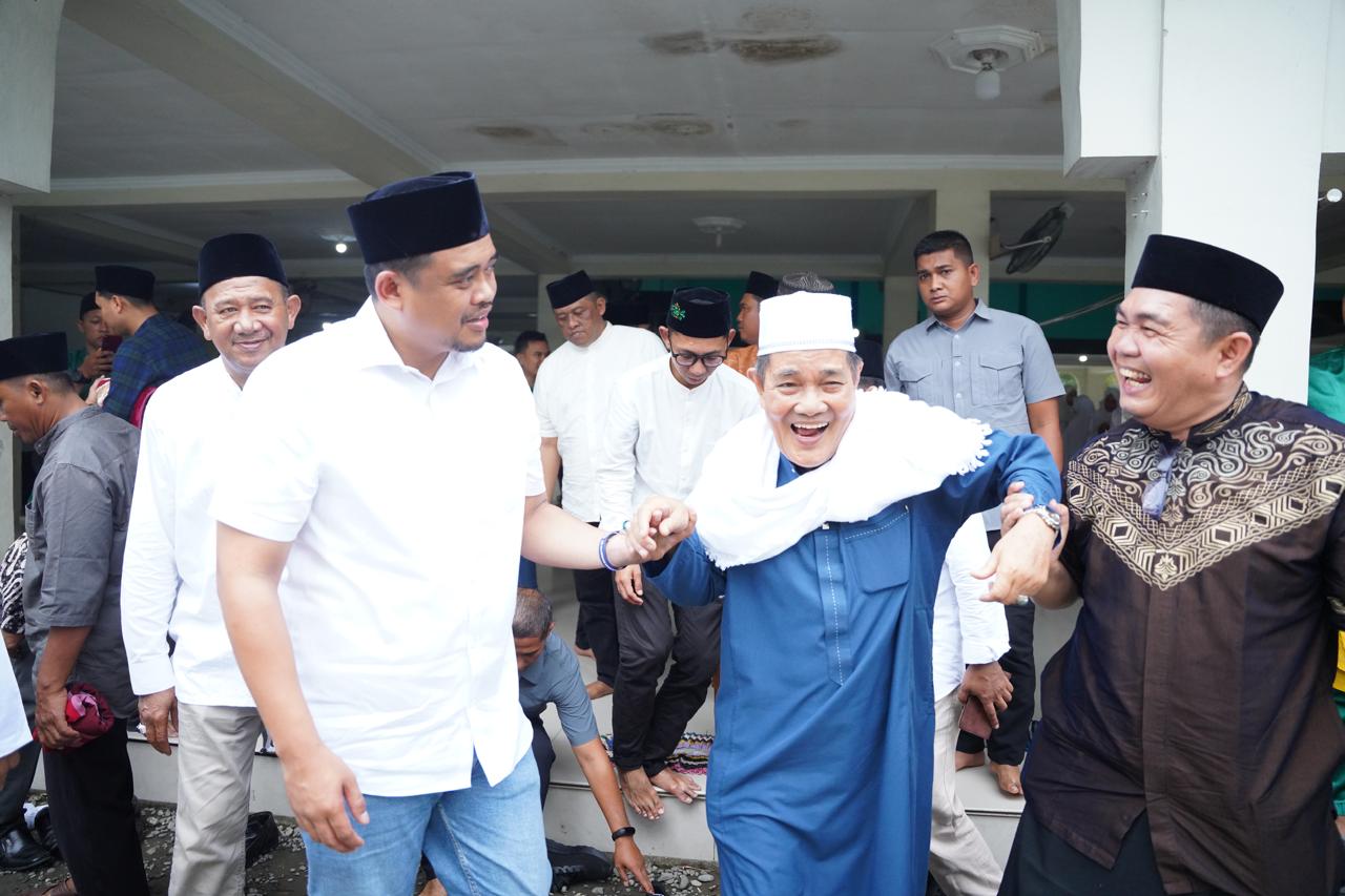 Kunjungi Ponpes Ulumul Qur’an Stabat, Bobby Nasution Mohon Doa Keberkahan