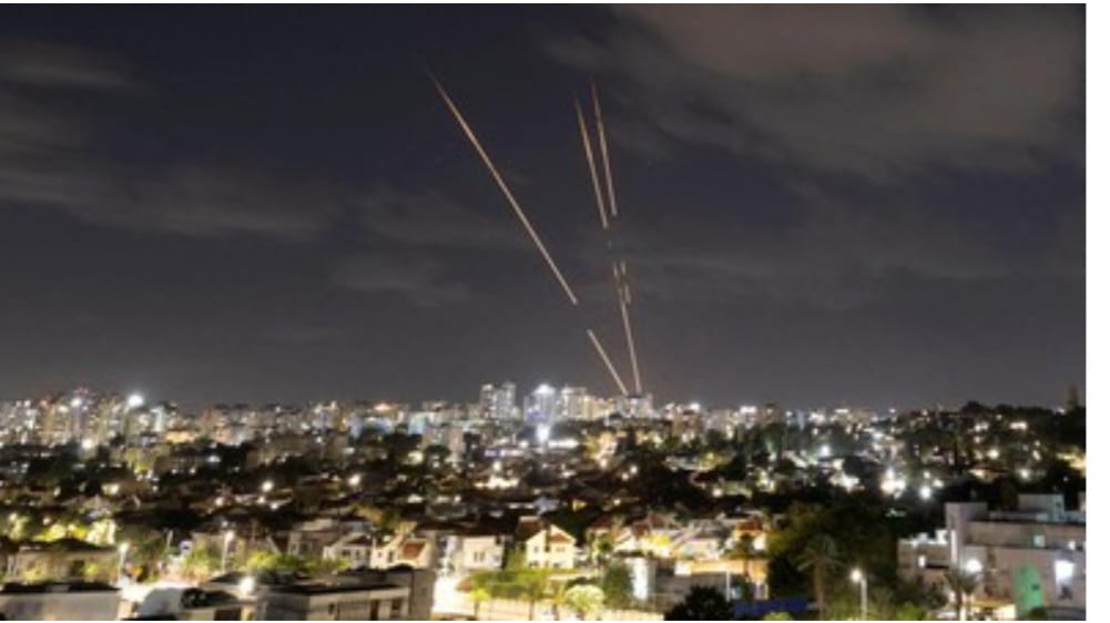 Israel Digempur Rentetan Roket dari Lebanon, 19 Orang Terluka