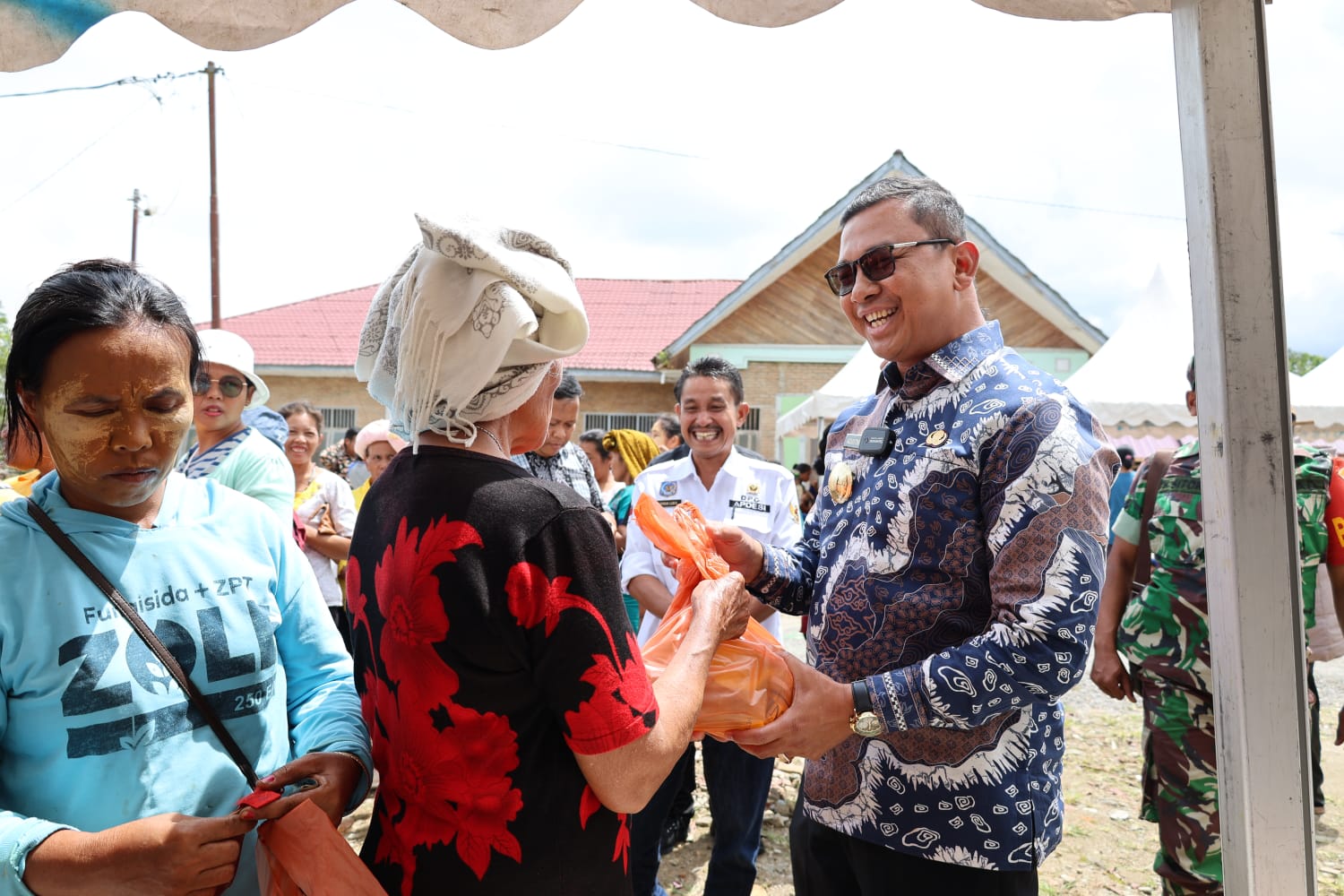 Gerakan Pasar Murah, Pjs Bupati Toba: Warga Bisa Dapatkan Sembako dengan Harga Terjangkau