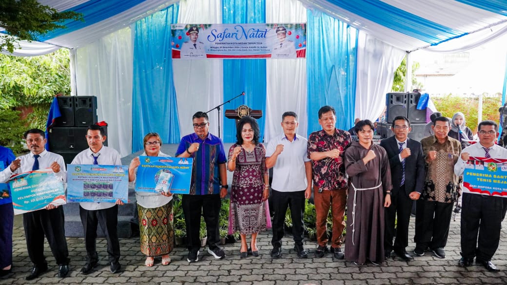 Tim Safari Natal Pemko Medan Disambut Suka Cita Jemaat Gereja Katolik ST Rafael Tembung
