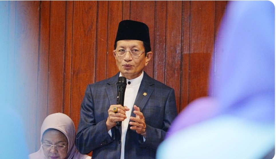 Menag Sebut Tiga Jenis Air Mata yang Tidak Akan Disentuh Api Neraka