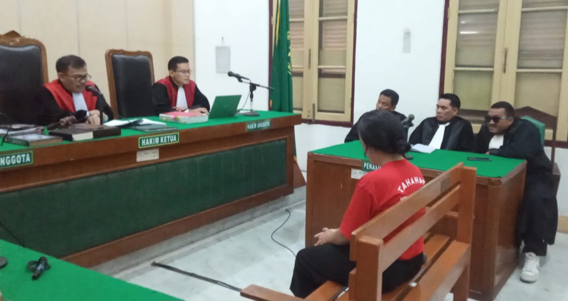 Selebgram Ratu Entok Divonis 34 Bulan Penjara