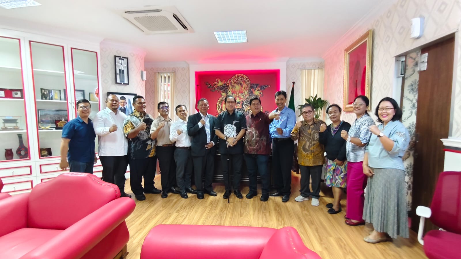 Ketua DPRD Medan Dukung Kegiatan Sosial Perayaan Paskah GBKP Runggun Km. 8