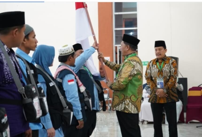 360 Jemaah Calhaj Kloter 9 Embarkasi Medan Diberangkatkan ke Tanah Suci