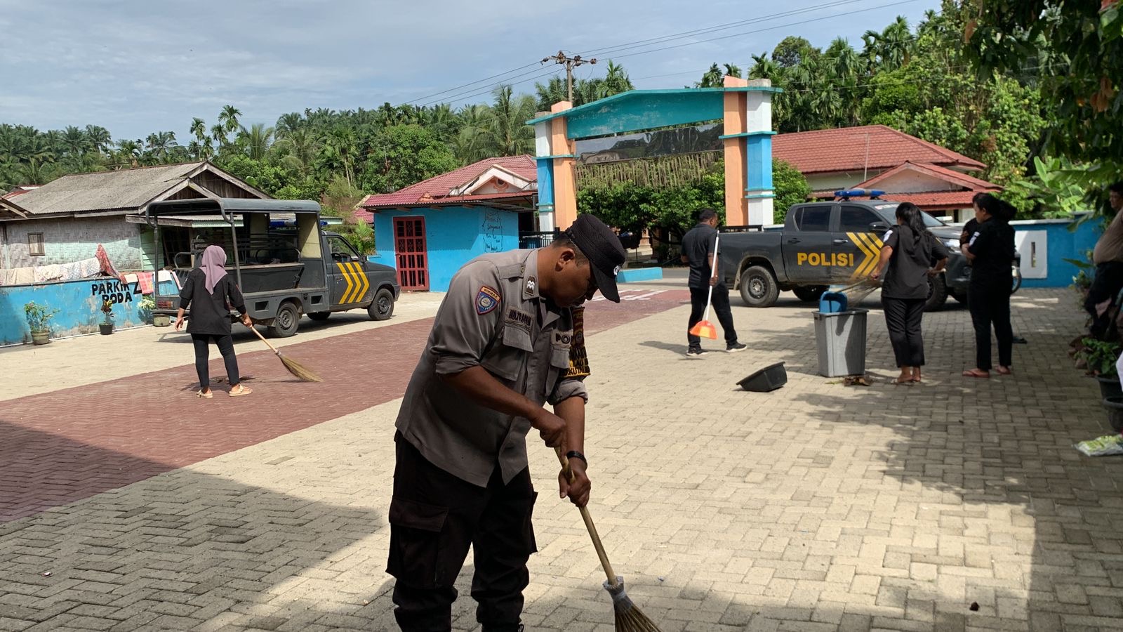 Polsek Kutalimbaru Gelar Bakti Religi di Gereja GBKP dalam Rangka HUT Bhayangkara ke-79