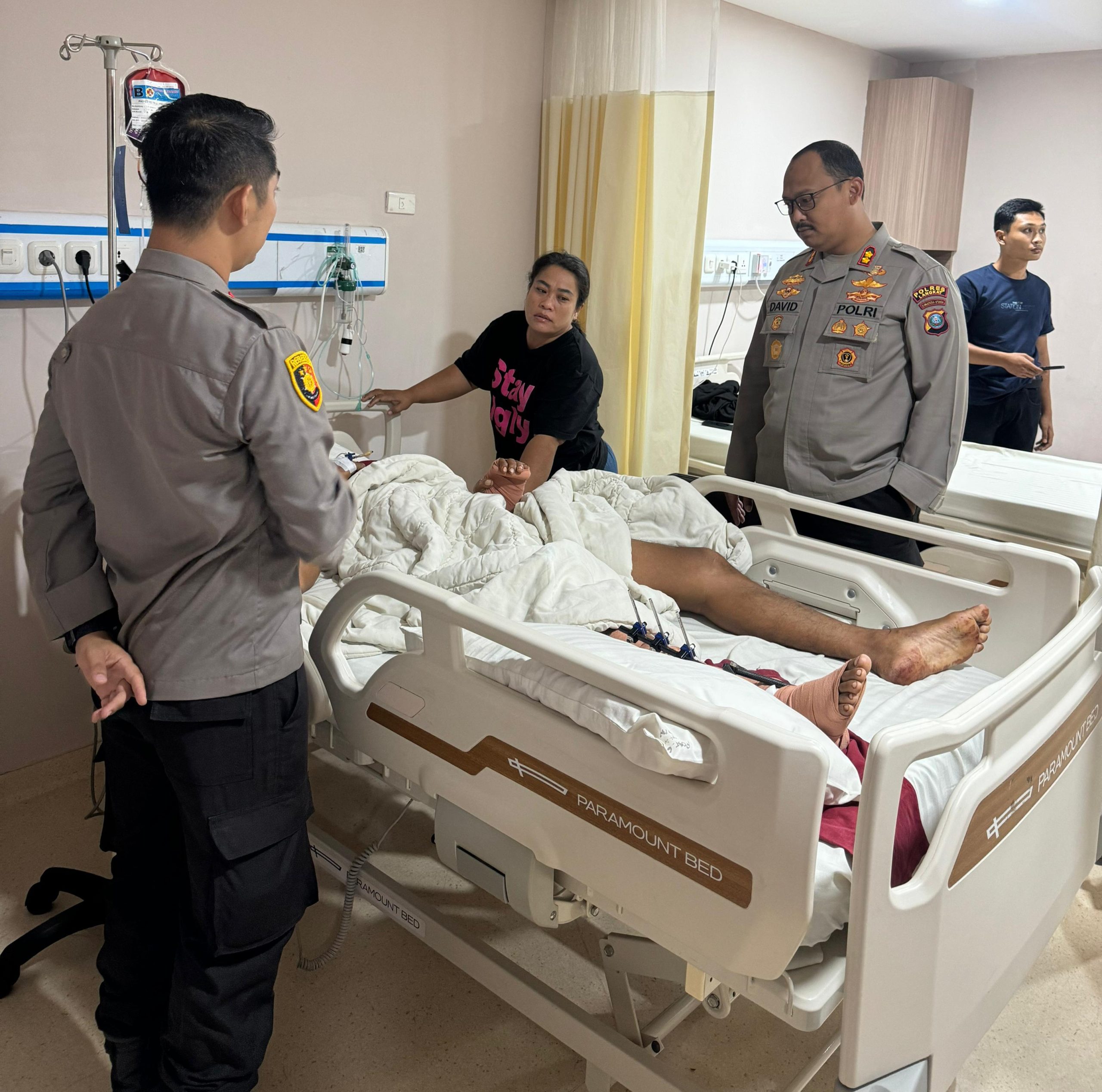Personel Polres Langkat Dibacok Saat Tangkap Pelaku Penganiayaan