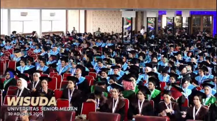 Universitas Senior Medan Wisuda Ratusan Lulusan, Maruli Siahaan: Siap Jadi Tenaga Profesional