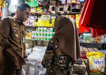 Wali Kota Medan Sidak Pasar Sei Sikambing, Temukan Suplai Beras SPHP Tersendat