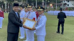 IPDN Anugerahi Tanda Penghargaan Kartika Pamong Praja Muda dan Alumni Kehormatan ke Wali Kota Medan dan Wakilnya
