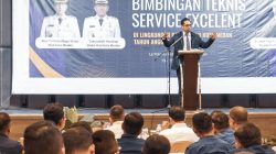 Segelas Air Sepenuh Hati, Pesan Pelayanan dari Rico Waas