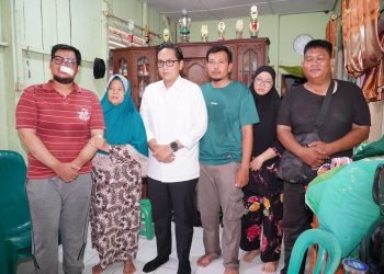 Rico Waas Temui Ojol Korban Penganiayaan, Pastikan Dishub Medan Tertibkan Jukir Liar