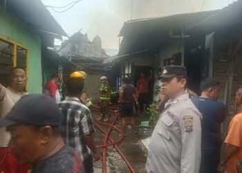 Lima Rumah Hangus Terbakar di Komplek PJKA Gaharu, Diduga Korsleting Listrik