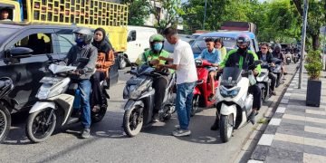 Pemko Medan Bagikan Puluhan Ribu Sarapan kepada Pengemudi Ojol