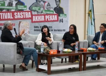 Ngobrol Buku Akhiri Festival Sastra Akhir Pekan dengan Diskusi Novel “Mari Pergi Lebih Jauh”