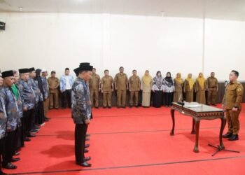 Bupati Palas Kukuhkan Dewan Pendidikan Kabupaten Palas Periode 2025-2029