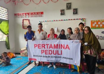 Respons Cepat Pertamina Patra Niaga Regional Sumbagut Bantu Warga Pekan Labuhan Pasca Luapan Sungai Deli