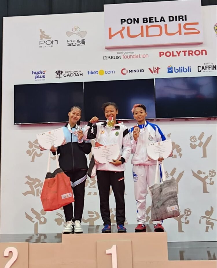 Sambo Tambah 5 Medali Kontingen Sumut di PON Bela Diri