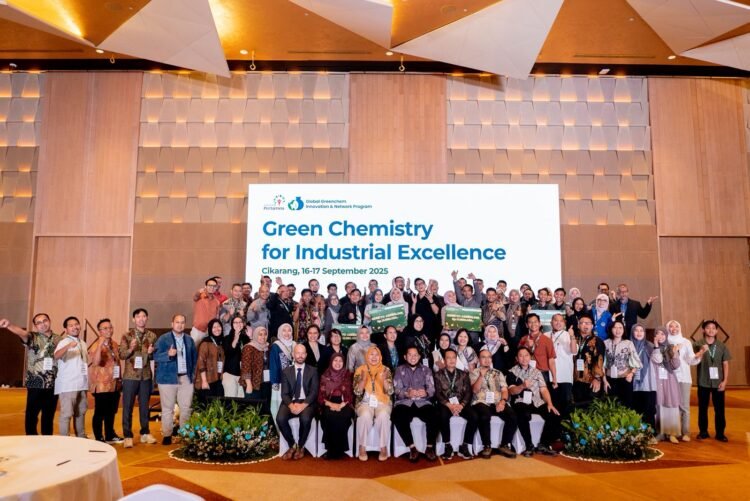 Perkuat Praktik Industri Hijau, UPER Gelar Green Chemistry for Industrial Excellence 2025