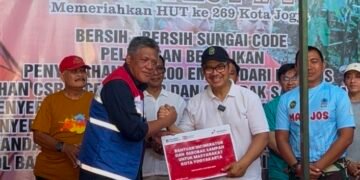 PGN Serahkan Bantuan CSR 50 Gerobak Sampah dan Insinerator untuk Dukung Pengelolaan Sampah di Yogyakarta