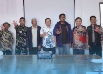 Wabup Karo Pimpin Rapat Sosialisasi Pengelolaan Sampah dengan Sistem Controlled Landfill