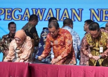 Bupati Karo Tandatangani Komitmen Penerapan Manajemen Talenta ASN, Dukung Reformasi Birokrasi Berbasis Kinerja