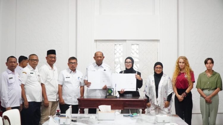 Bupati Langkat Teken MoU dengan UNPRI dan Universitas Senior untuk Dorong Pendidikan dan Kebersihan Lingkungan