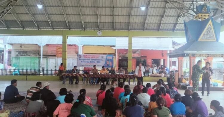 Sinergi Polsek Juhar dan Forkopimca Edukasi Masyarakat Cegah Stunting