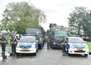 Kasdam I/BB Berangkatkan 204 Personel Kodam I/BB untuk Membantu Bencana Alam Banjir dan Longsor di Wilayah Korem 023/Kawal Samudra