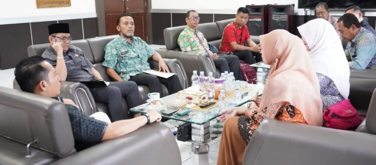 Bupati Palas Terima Kunjungan Silaturahmi Dosen IPDN,Kerjasama Perkuliahan Program Studi Magister dan Dokter