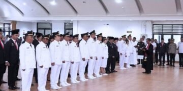 Bupati Karo Lantik 42 Pejabat Administrator dan Pengawas di Lingkungan Pemkab Karo