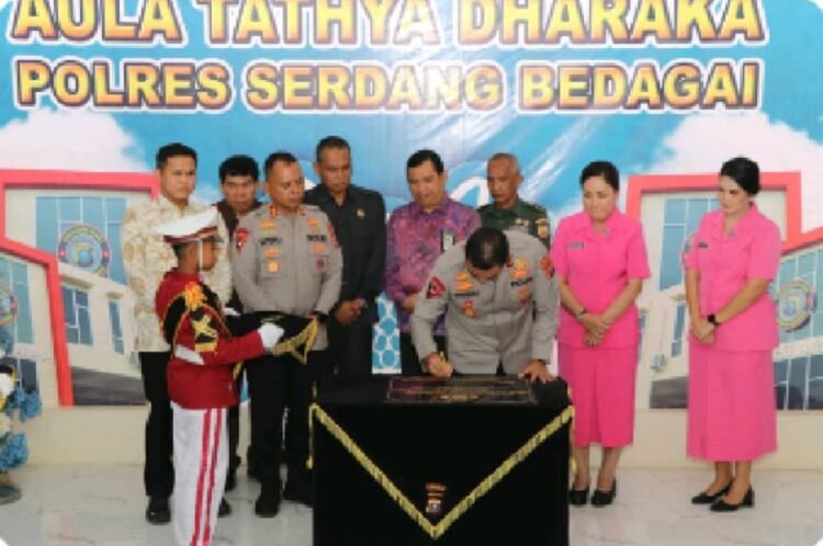 Kapolda Sumut Lakukan Kunjungan Perdana ke Polres Sergai, Resmikan Aula dan Dapur SPPG