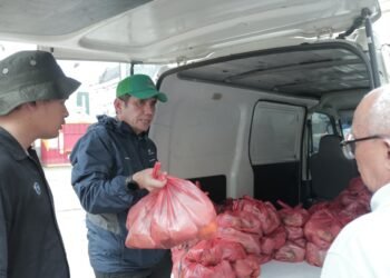 Pemko Medan Salurkan Makanan untuk Korban Banjir di Medan Barat