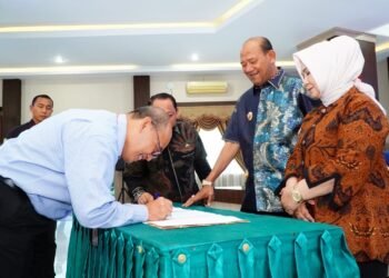 Syah Afandin Buka Forum Konsultasi Publik Menuju Mall Pelayanan Publik Langkat