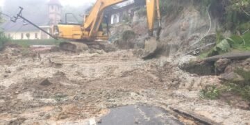 Humbahas Dilanda Banjir Bandang dan Longsor, Lima Orang Meninggal dan Empat Hilang