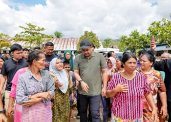 Hari Kelima di Tapteng, Gubernur Bobby Nasution Buka Akses ke Tukka