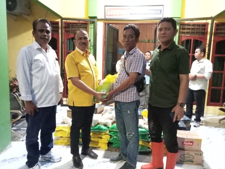 Anggota DPR RI Salurkan Bantuan Sosial untuk Warga Kecamatan Medan Baru