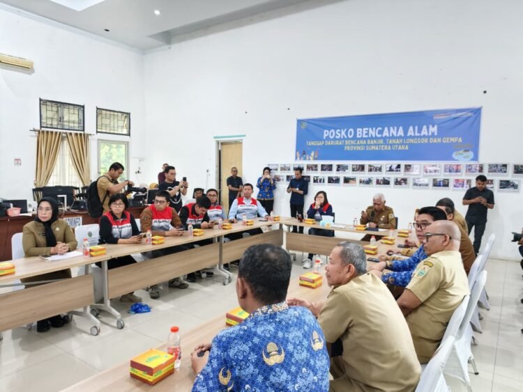 Pertagas Salurkan Ribuan Paket Bantuan untuk Korban Banjir di Aceh, Sumut, dan Sumbar
