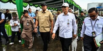 Bantuan Logistik Kementan dan Bapanas Tiba di Belawan, Bobby Nasution: Penyemangat Pascabencana di Sumut