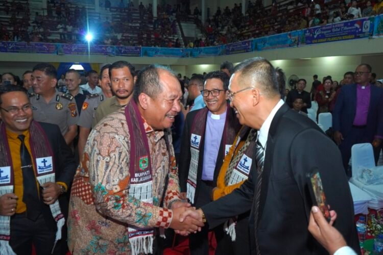 Bupati Asahan Hadiri Perayaan Natal Oikumene Asahan Tahun 2025
