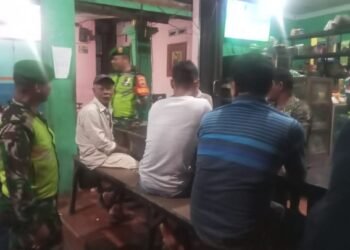 Koramil 02/KTB Gelar Patroli Pos Kamling di Kutalimbaru: Ciptakan Kondusifitas Malam Akhir Tahun
