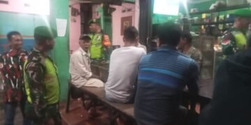 Koramil 02/KTB Gelar Patroli Pos Kamling di Kutalimbaru: Ciptakan Kondusifitas Malam Akhir Tahun 