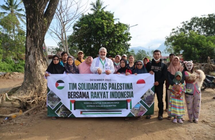 Sampaikan Belasungkawa, Delegasi Palestina Kunjungi Korban Bencana di Sumatera