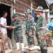 Satgas Yonif 122/TS Kirim Bantuan Makanan ke Warga Terjebak Longsor di Rampah