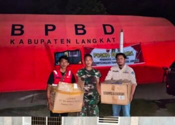 PLN Indonesia Power Berikan Pengobatan Gratis bagi Warga Terdampak Banjir di Kecamatan Besitang
