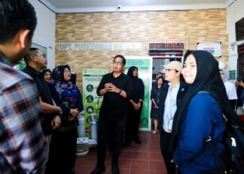 Tinjau Puskesmas Sei Agul, Rico Waas Pastikan Pelayanan Tetap Berjalan Pasca Terendam Banjir