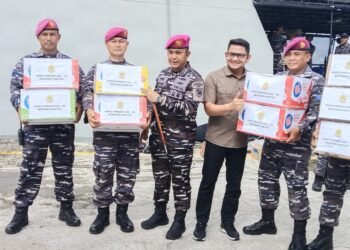 Prajurit Yonmarhanlan l Embarkasi Bantuan Kemanusiaan Melalui KRI Sultan Thaha Syaifudin-376