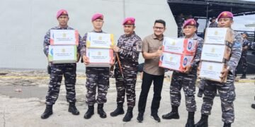 Prajurit Yonmarhanlan l Embarkasi Bantuan Kemanusiaan Melalui KRI Sultan Thaha Syaifudin-376