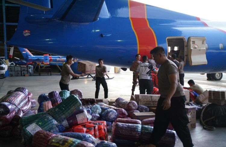 Polri Ajak Masyarakat Salurkan Bantuan Melalui Posko Terpusat Pondok Cabe