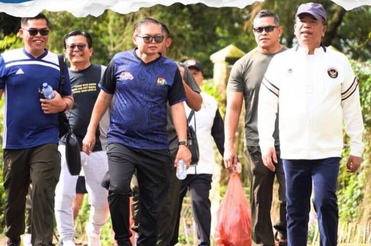 Pererat Silaturahmi, Pemkab Karo Ajak Forkopimda dan Masyarakat Gerak Jalan Santai