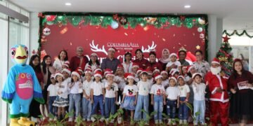 Columbia Asia Aksara Hadirkan Christmas Carol, Bangun Empati Anak dan Kehangatan bagi Pasien
